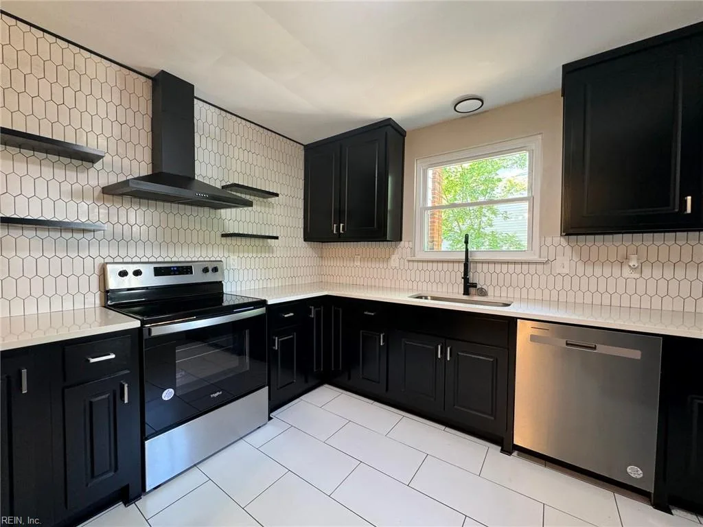 216 Glen Echo DR #1, NORFOLK VA 23505 - Photo 3