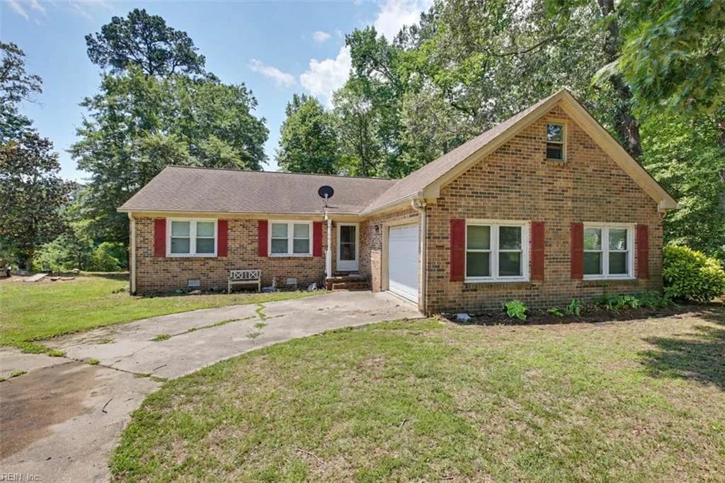 15432 Rollingwood DR, CARROLLTON VA 23314 - Main photo
