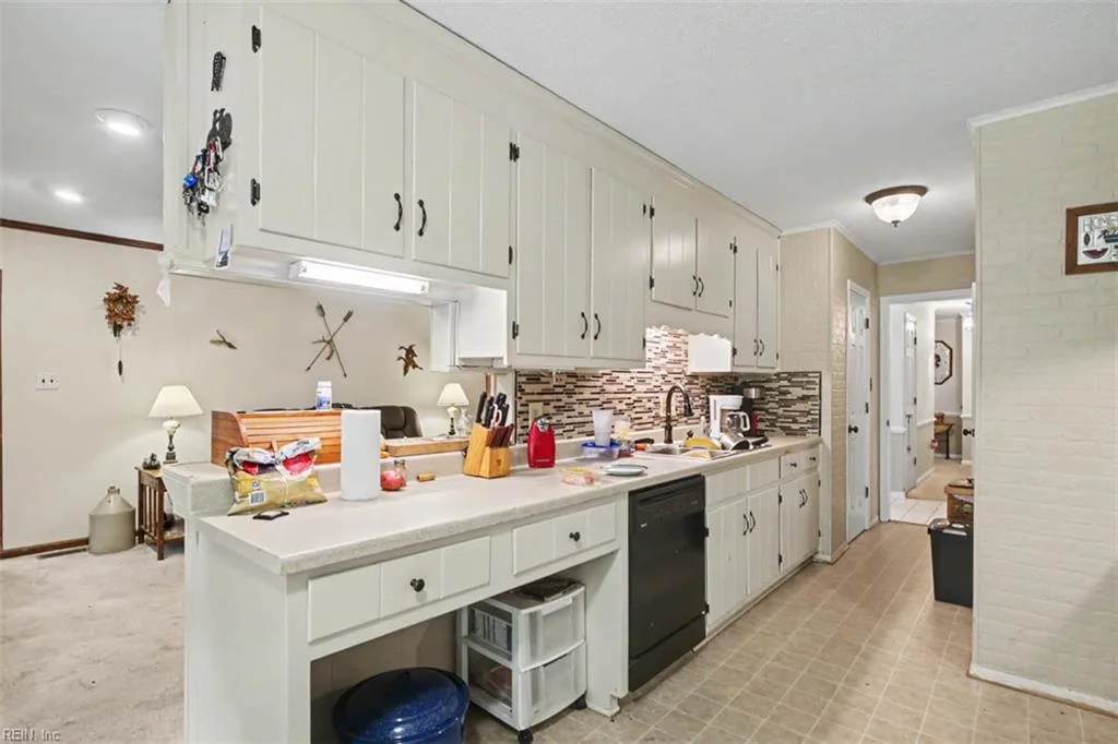 15432 Rollingwood DR, CARROLLTON VA 23314 - Photo 4