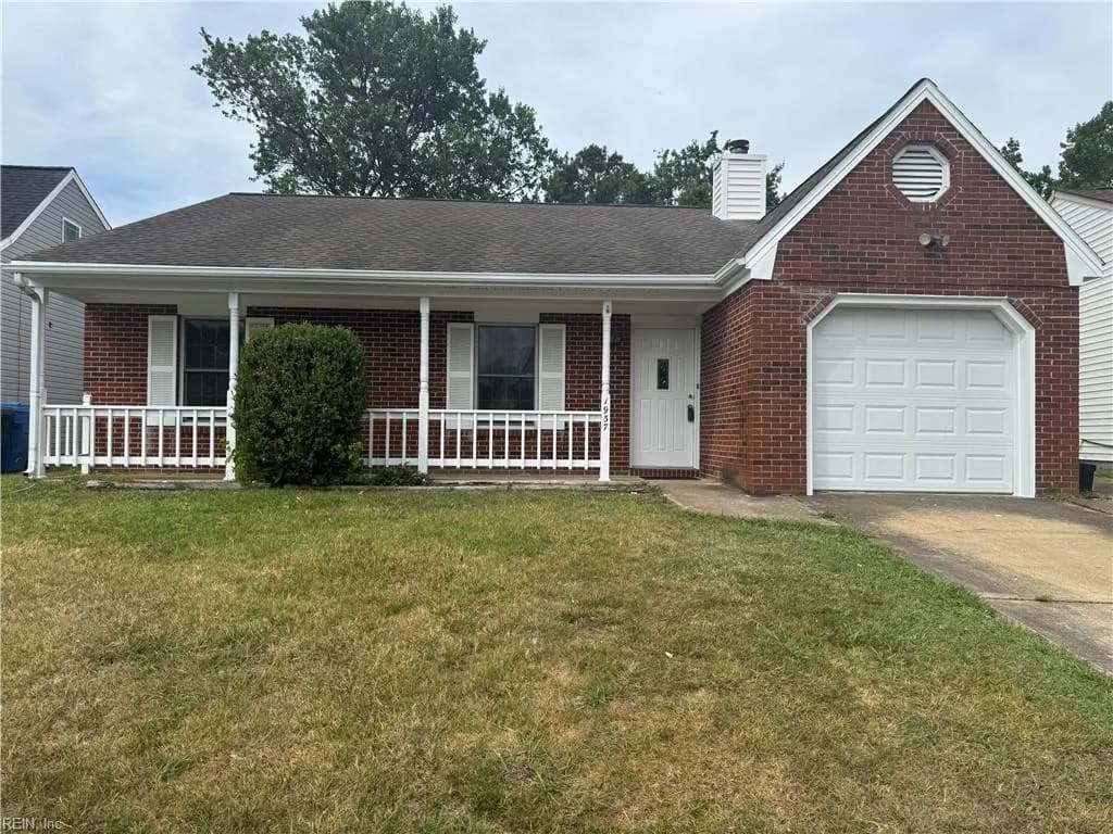 1937 Monument DR, VIRGINIABEACH VA 23464 - Photo 2