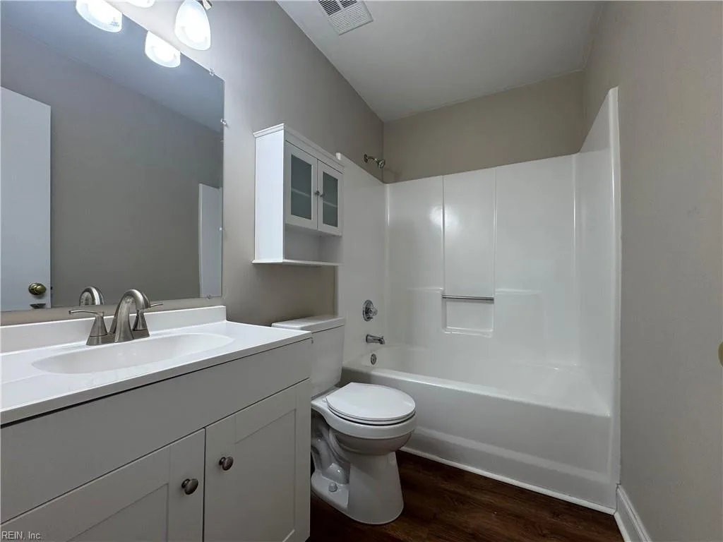 1937 Monument DR, VIRGINIABEACH VA 23464 - Photo 4