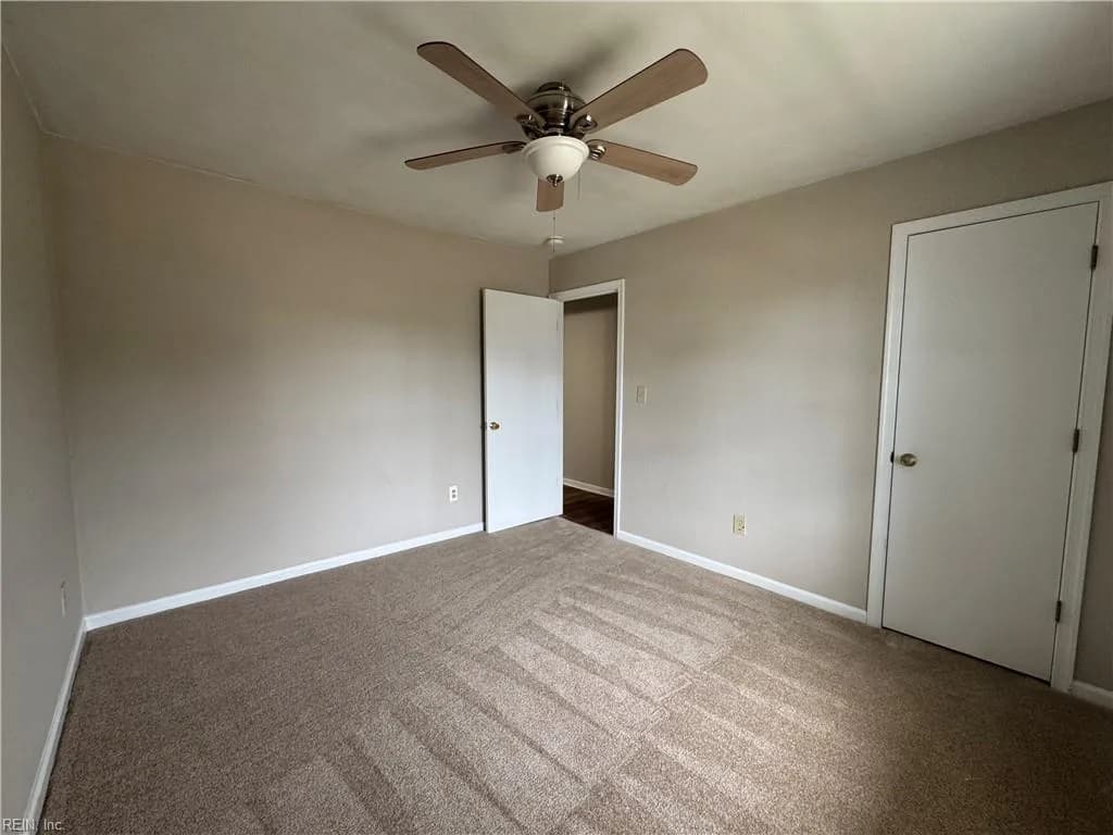 1937 Monument DR, VIRGINIABEACH VA 23464 - Photo 5
