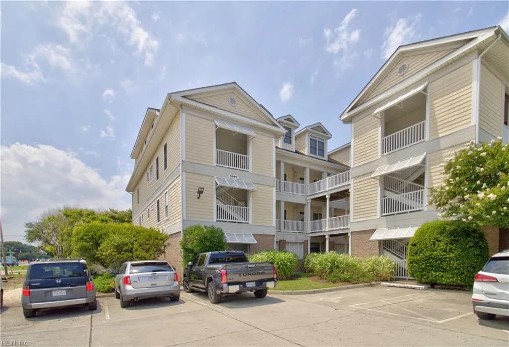 2992 Shore DR #303, VIRGINIABEACH VA 23451 - Main photo