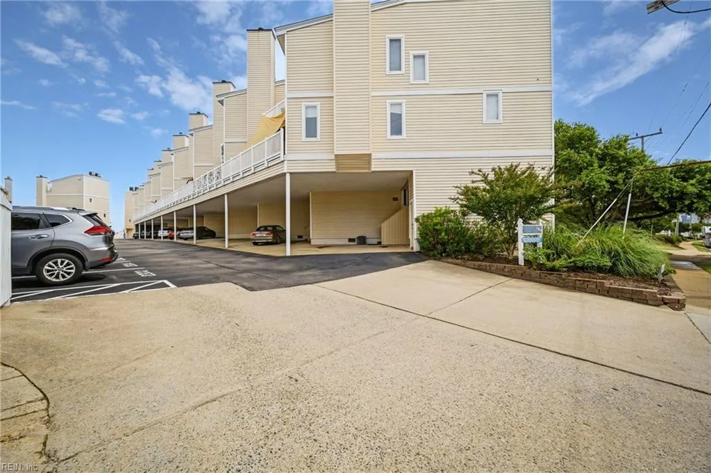 2328 Bays Edge AVE, VIRGINIABEACH VA 23451