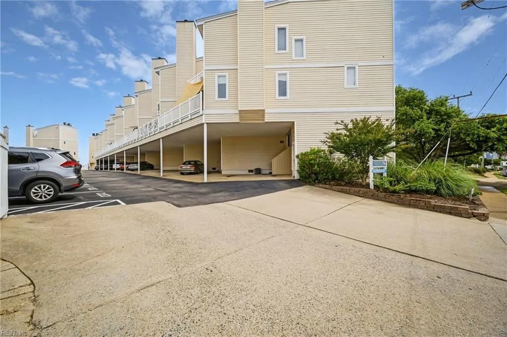 2328 Bays Edge AVE, VIRGINIABEACH VA 23451 - Photo 2