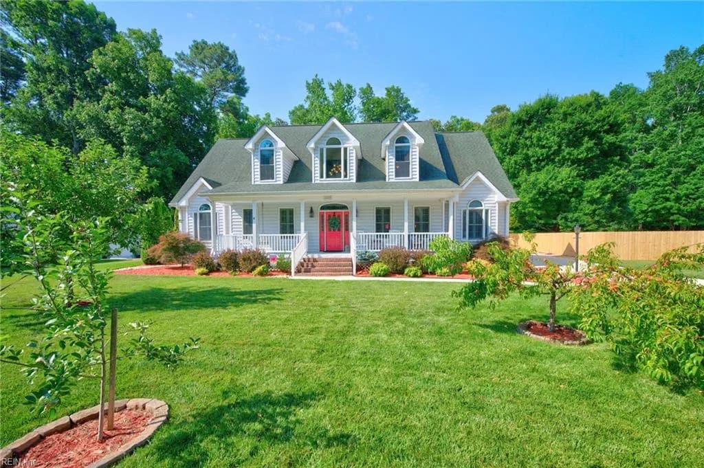 1516 Olde Mill Creek DR, SUFFOLK VA 23434 - Photo 2