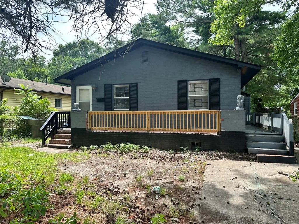 461 Dare AVE, HAMPTON VA 23661