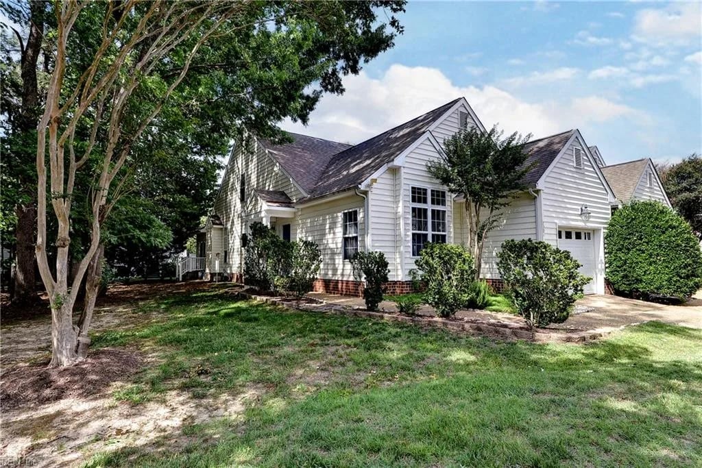 7301 Hatton XRS, Williamsburg — 3 bed Residential, 2,194 sqft
