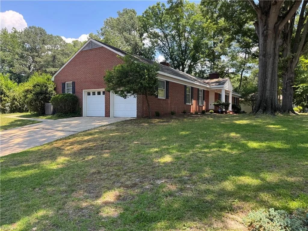 12 Beverly Hills DR, NEWPORTNEWS VA 23606 - Photo 3