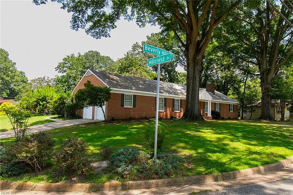 12 Beverly Hills DR, NEWPORT NEWS VA 23606 - Photo 5
