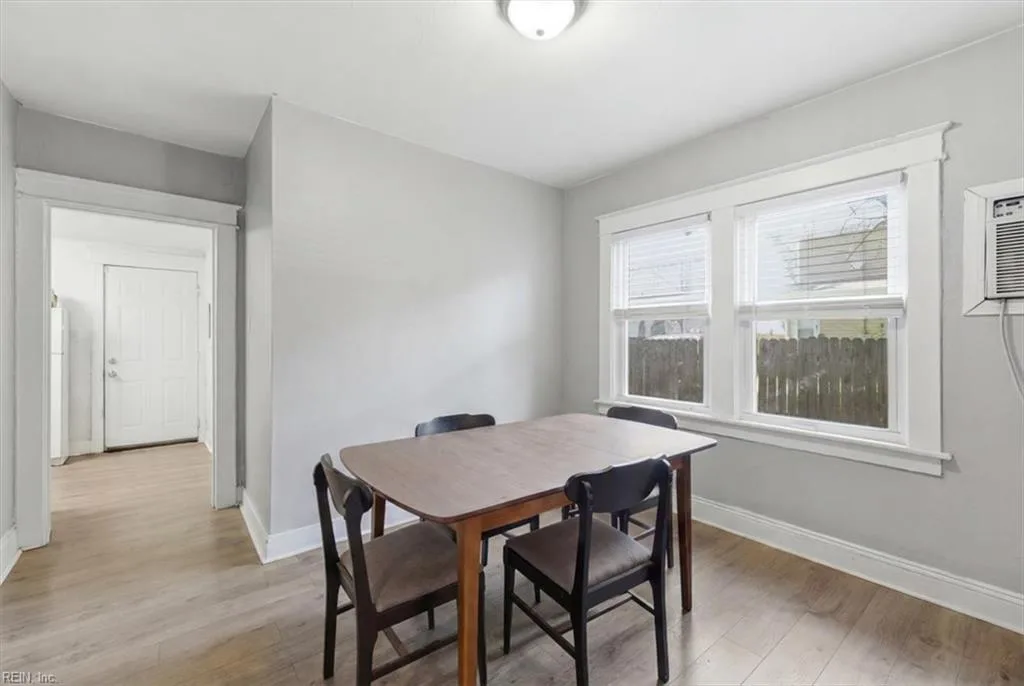 2931 Vimy Ridge AVE, NORFOLK VA 23509 - Photo 5