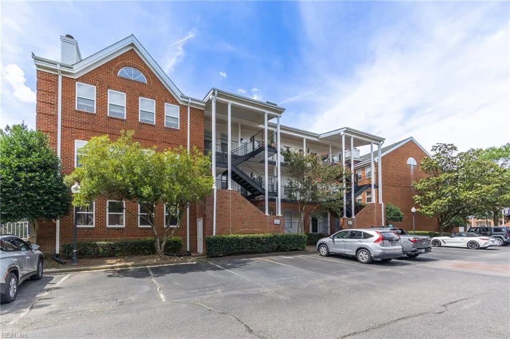 203 Westover AVE #103, NORFOLK VA 23507 - Photo 5