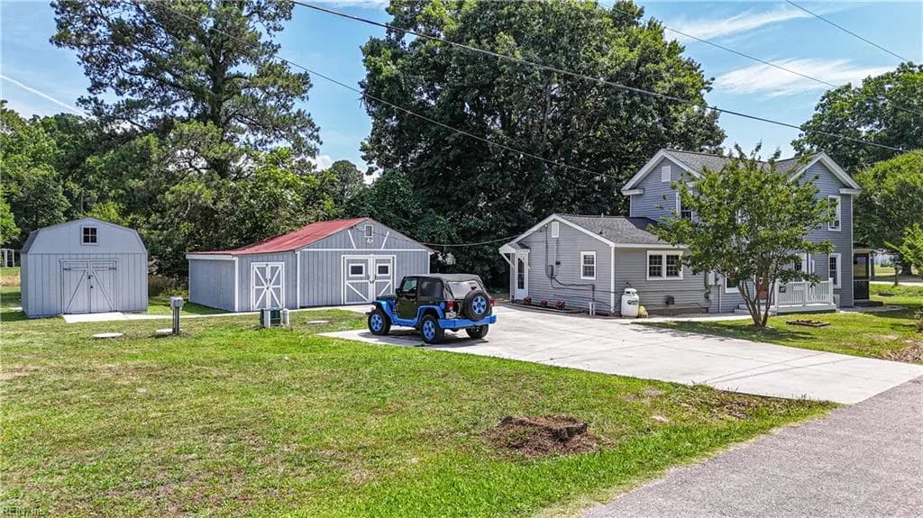 10803 Smiths Neck RD, CARROLLTON VA 23314 - Photo 4