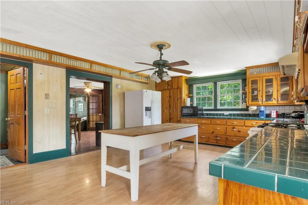 10803 Smiths Neck RD, CARROLLTON VA 23314 - Photo 5