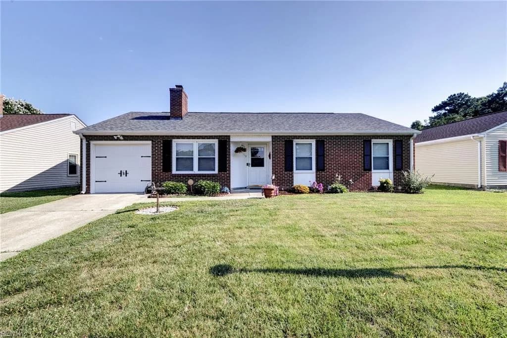 113 Virginia DR, NEWPORTNEWS VA 23602 - Photo 3