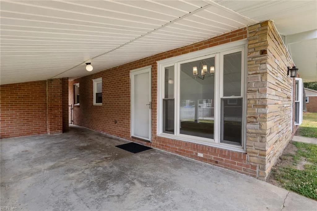152 Gene AVE, SUFFOLK VA 23434 - Photo 3