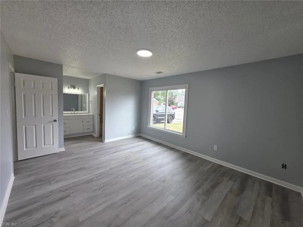 1211 Haig CIR, VIRGINIABEACH VA 23453 - Photo 3