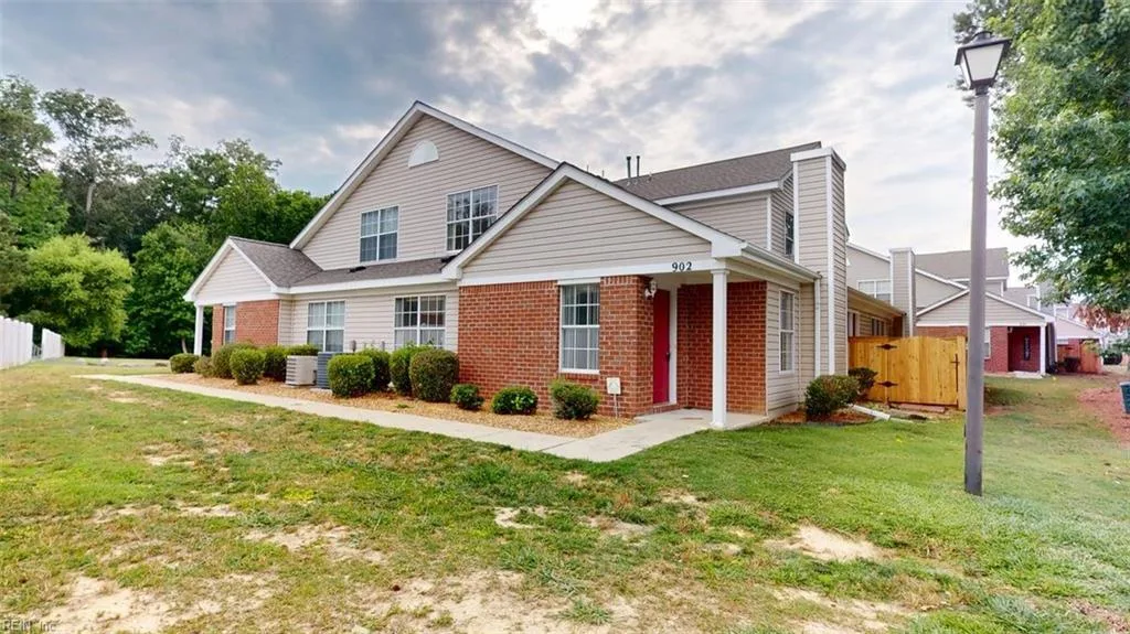 902 Miller Creek LN, NEWPORT NEWS VA 23602