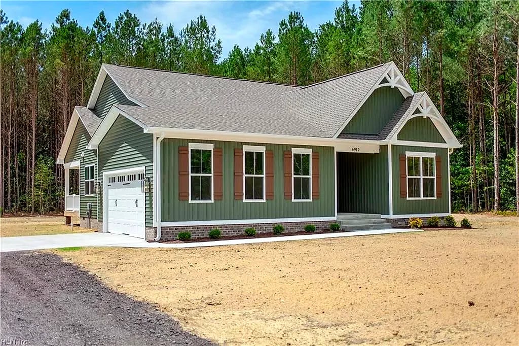 6912 Sunset Cove LN, Gloucester — 4 bed Residential, 2,289 sqft