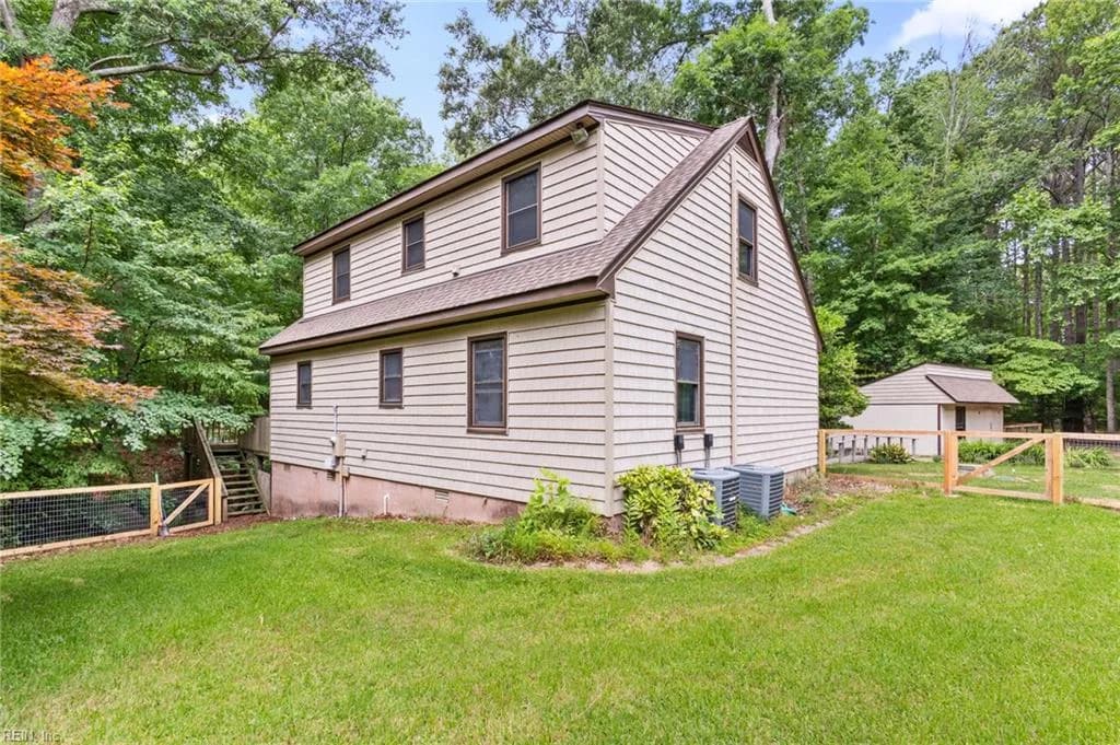 12482 Titus Cove LNDG, CARROLLTON VA 23314 - Photo 3