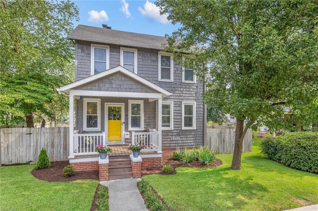 160 W Ocean AVE, NORFOLK VA 23503 - Photo 2