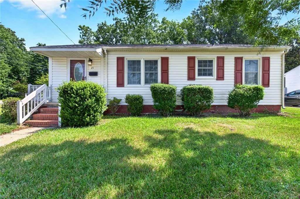 21 Aspenwood DR, HAMPTON VA 23666 - Photo 3