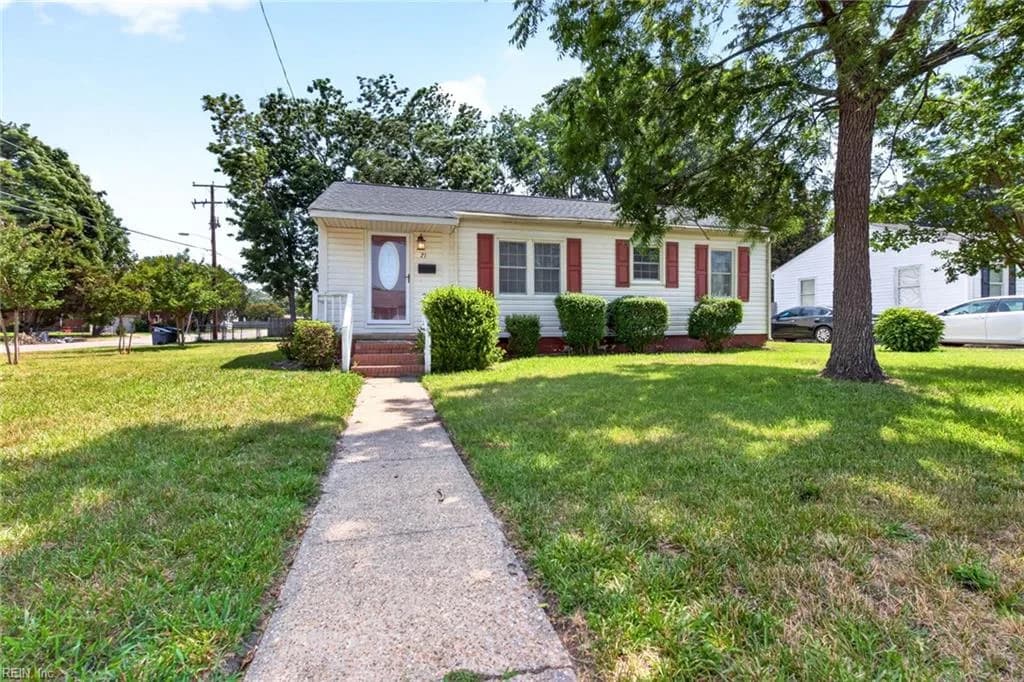 21 Aspenwood DR, HAMPTON VA 23666 - Photo 5