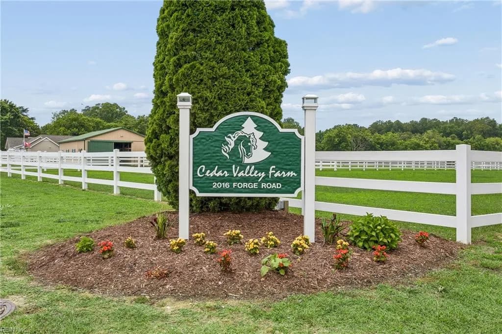 2016 Forge RD, TOANO VA 23168 - Photo 2