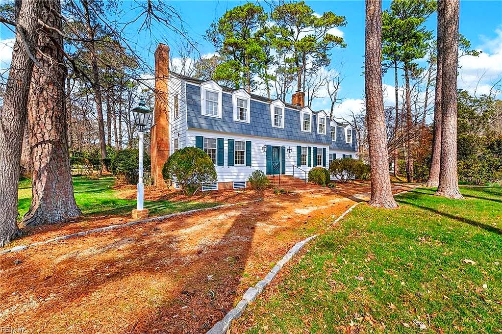 1000 S Bay Shore DR, Virginia Beach — 4 bed Residential, 3,638 sqft