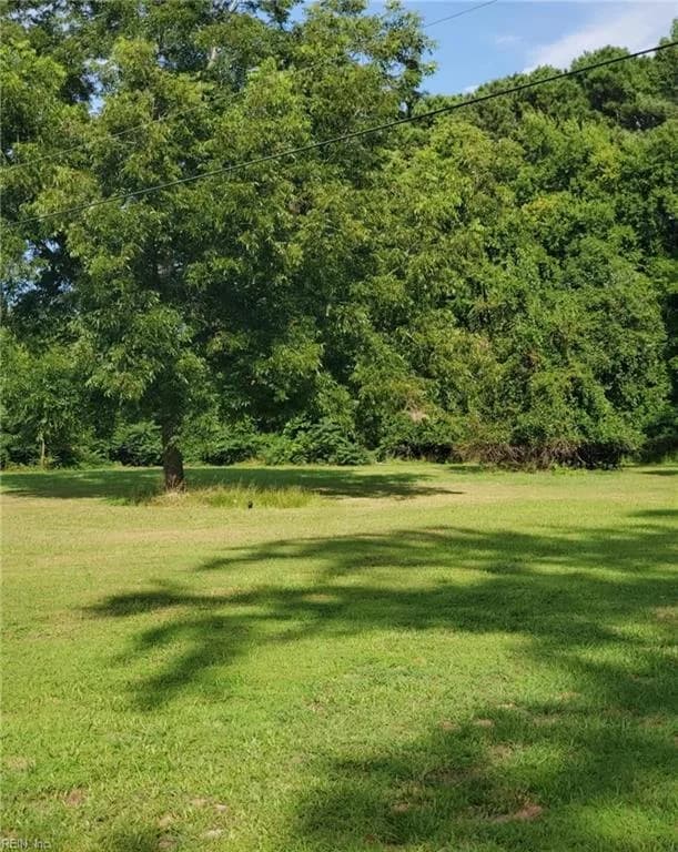 2208 Old Ferry RD, HUDGINS VA 23076 - Photo 2