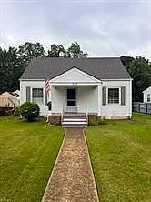 609 Chapel ST, Hampton — 2 bed Residential, 1,125 sqft