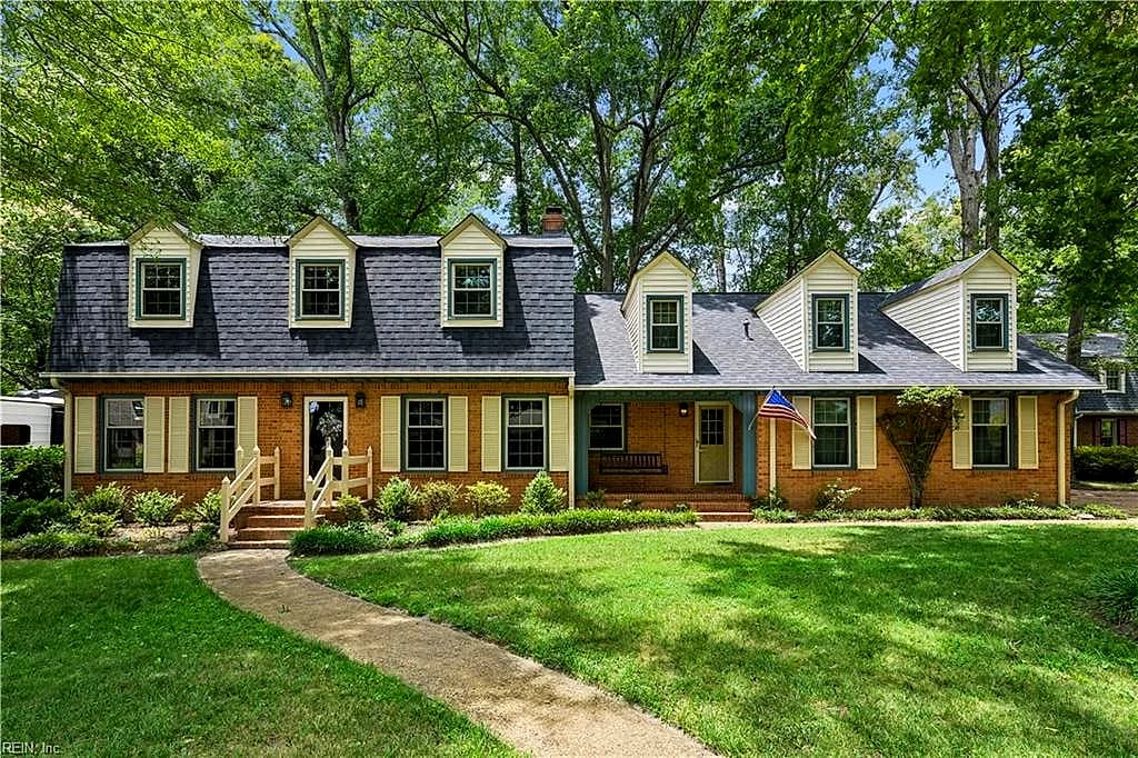709 Oxbow DR, VIRGINIA BEACH VA 23464 - Photo 2
