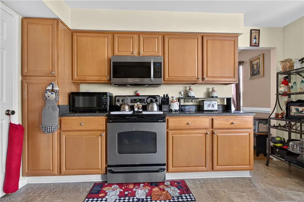 5929 Chain Bridge RD, VIRGINIABEACH VA 23464 - Photo 5