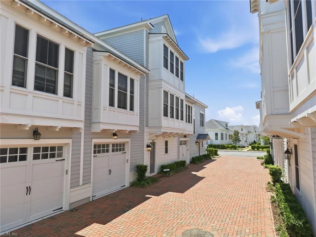 9566 Shore DR, NORFOLK VA 23518 - Photo 3