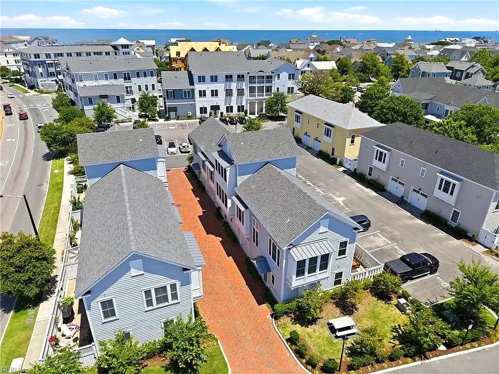9566 Shore DR, NORFOLK VA 23518 - Photo 4