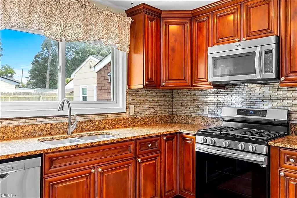 300 Garrison PL, VIRGINIA BEACH VA 23452 - Photo 3