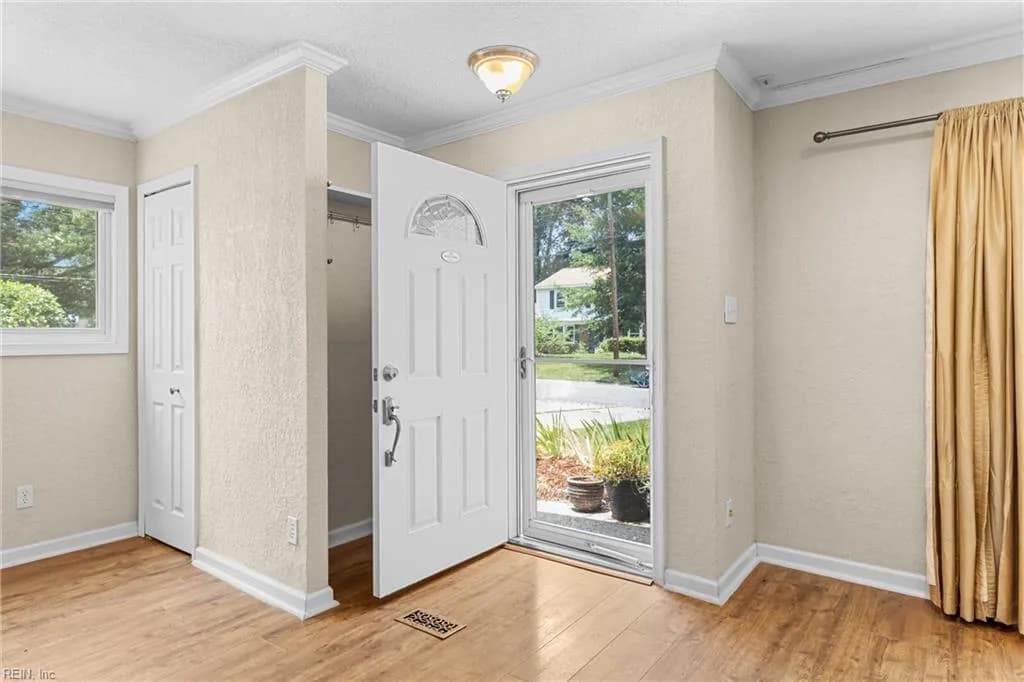 300 Garrison PL, VIRGINIABEACH VA 23452 - Photo 5
