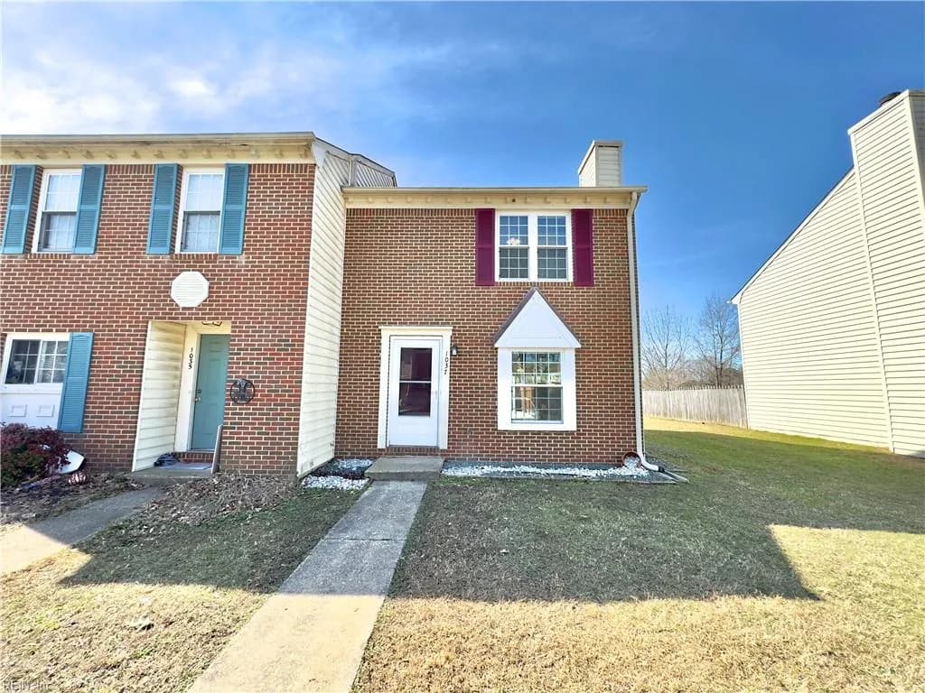 1037 Still Harbor CIR, CHESAPEAKE VA 23320 - Photo 2
