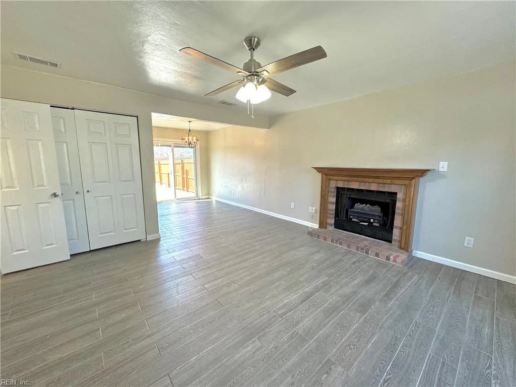 1037 Still Harbor CIR, CHESAPEAKE VA 23320 - Photo 4