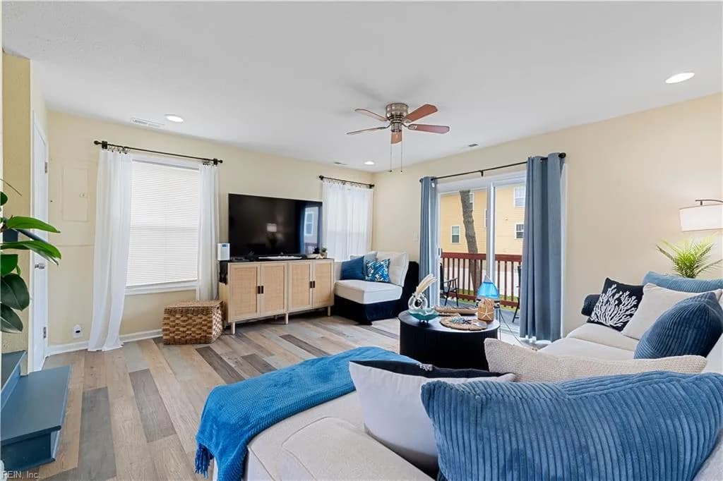 9573 6th Bay ST, NORFOLK VA 23518 - Photo 3