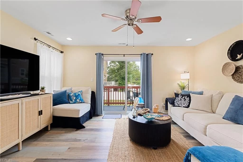 9573 6th Bay ST, NORFOLK VA 23518 - Photo 4
