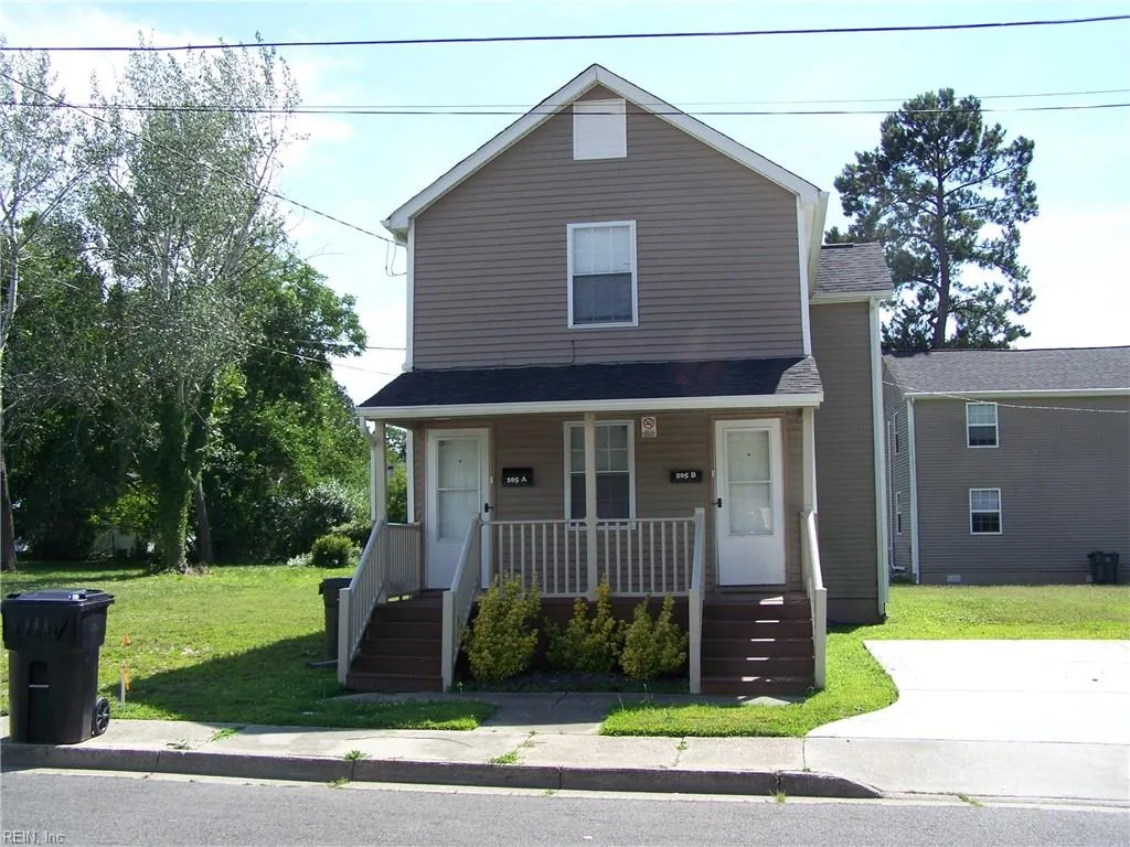205 B Hall ST, FRANKLIN VA 23851