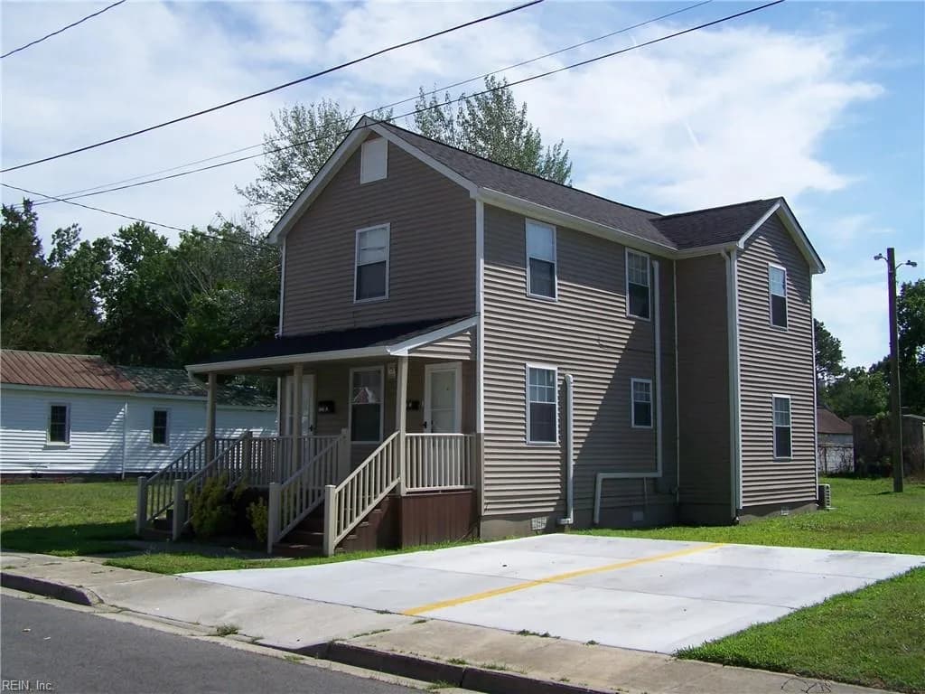 205 B Hall ST, FRANKLIN VA 23851 - Photo 3