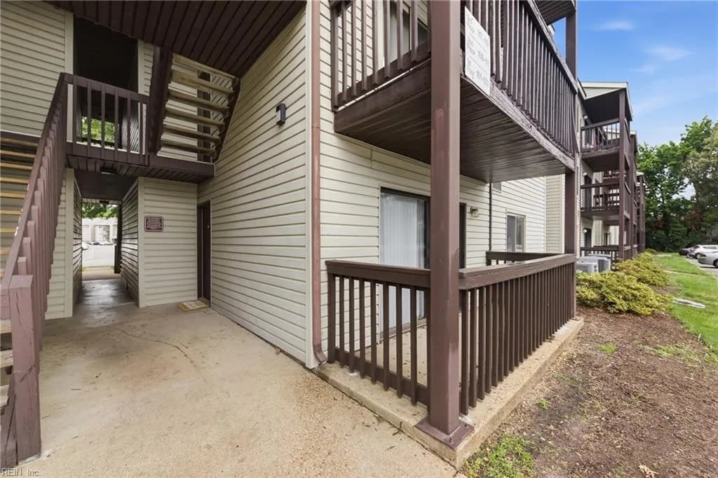 103 Haverford CT #2, HAMPTON VA 23666 - Photo 4