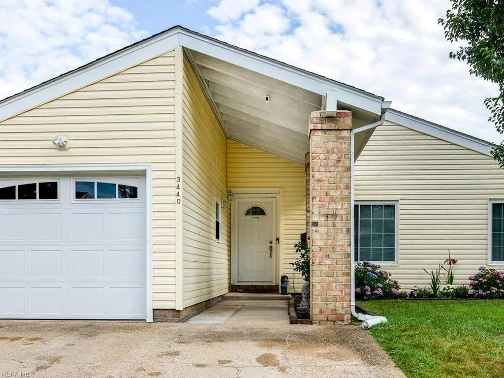 3440 Daffodil CRES, VIRGINIABEACH VA 23453 - Photo 4