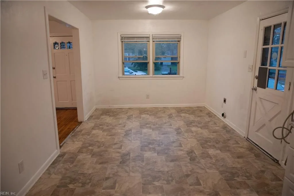 3325 Marne AVE, NORFOLK VA 23509 - Photo 5