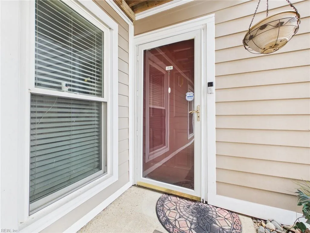 512 24th ST #104, VIRGINIABEACH VA 23451 - Photo 3