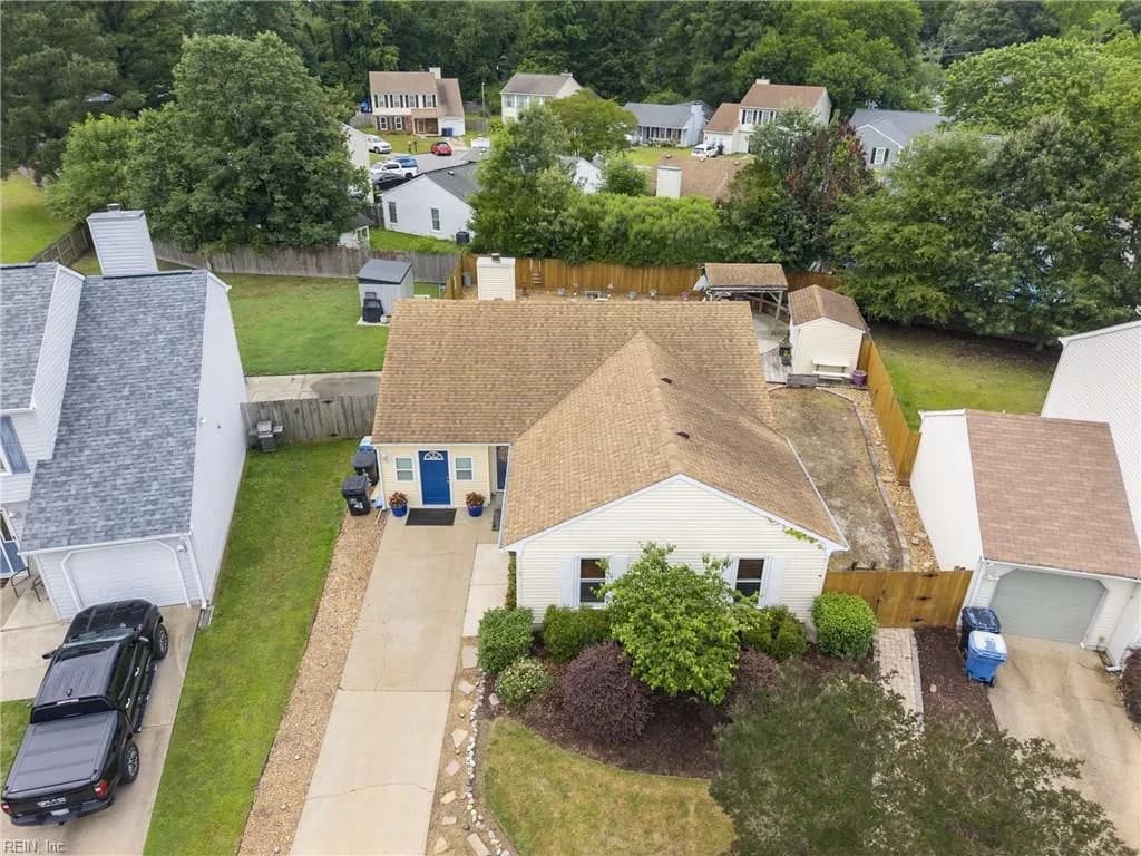 1925 Stillwood LN, VIRGINIABEACH VA 23456 - Photo 4