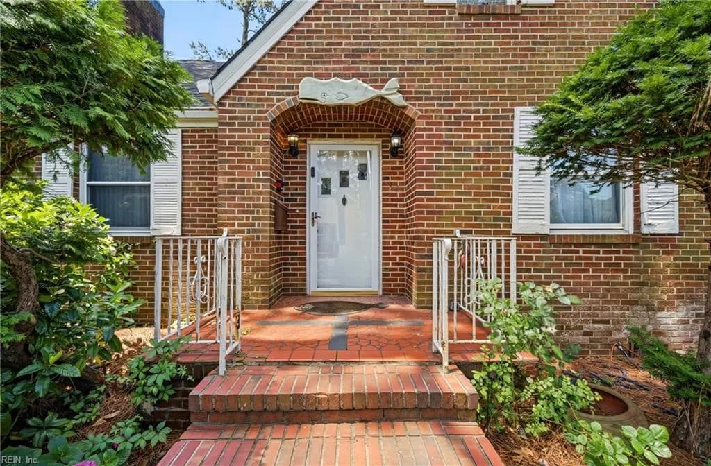 8591 Margaret AVE, NORFOLK VA 23503 - Photo 5