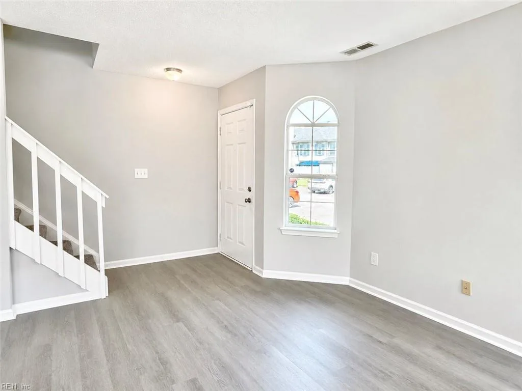 1653 Lucia CT, VIRGINIABEACH VA 23455 - Photo 5